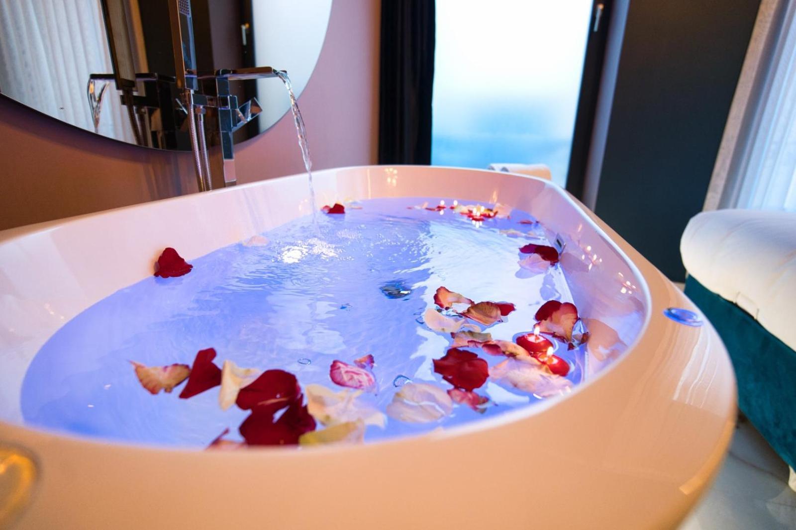 Life Voyage Residence & Spa - Strasbourg'S City Center Luxury Experience 외부 사진
